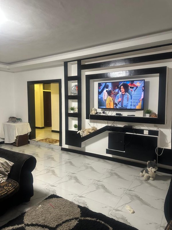 3-BEDROOM STANDALONE FOR RENT COMMERCIAL OR RESIDENTIAL