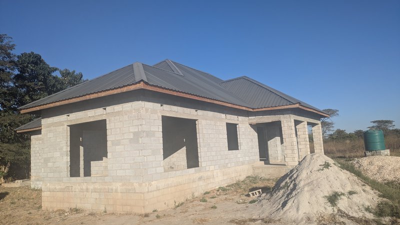 silverest property all bedrooms self-contained