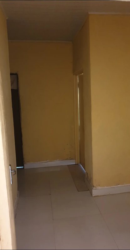 INSIDE ROOM FOR RENT IN OBAMA CHELSTONE