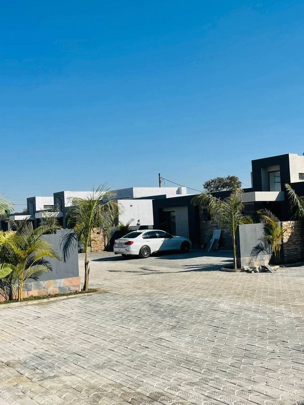 3bed 2bath apartment