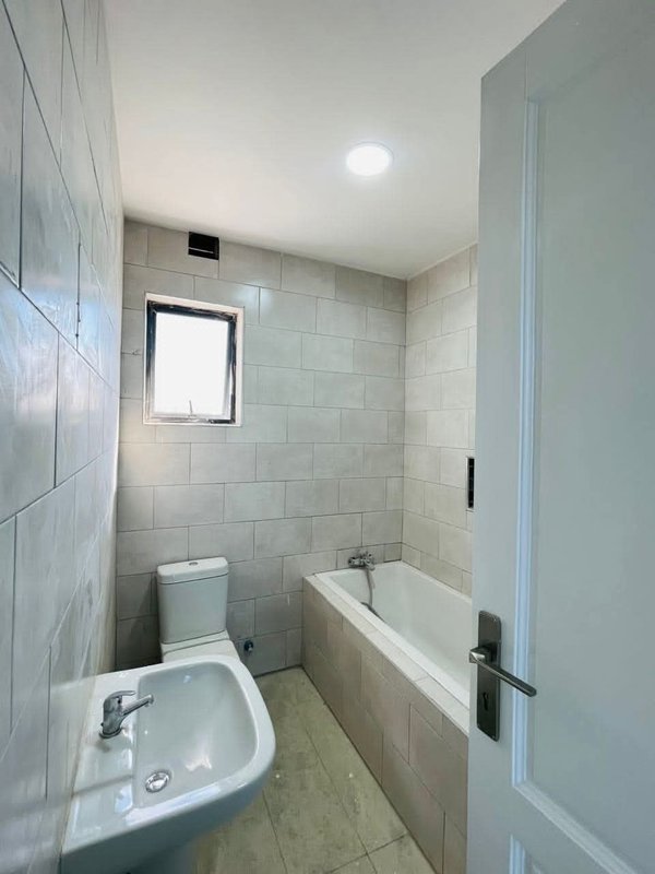 3bed 2bath apartment