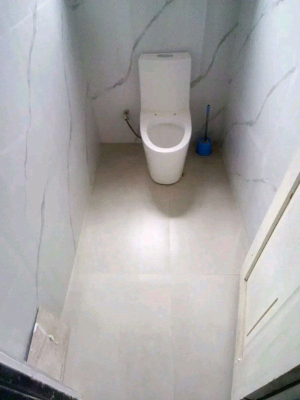 3 BEDROOMED FLAT FOR RENT IN CHALALA AT K8,000