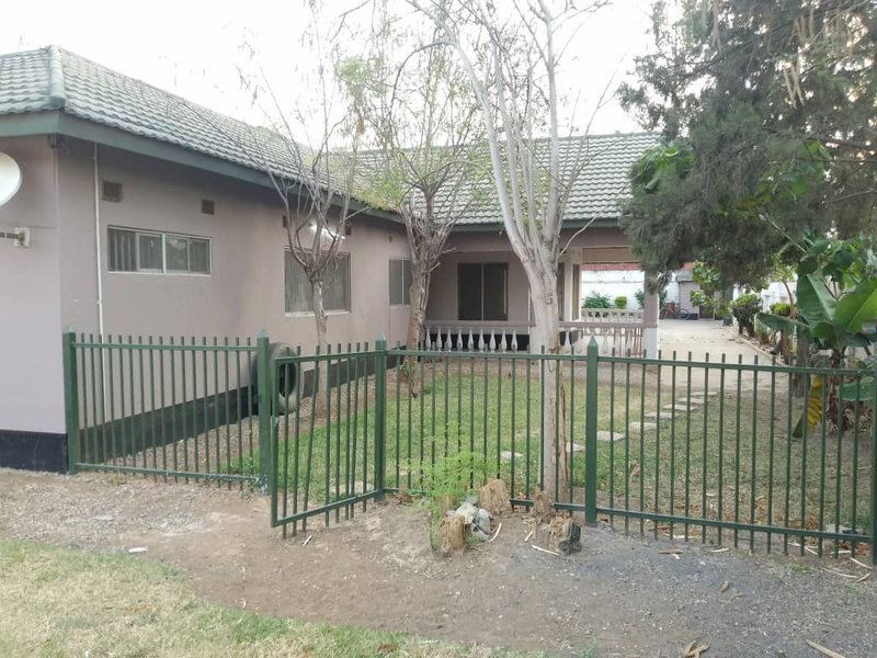 5 Bedroom Standalone House