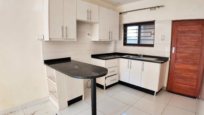 🏡 2 BED 1 BATH APARTMENT FOR RENT IN IBEX HILL