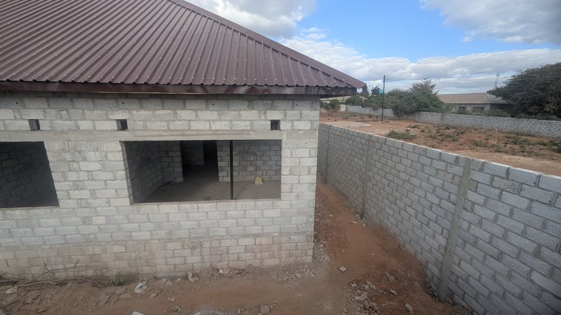 FOR SALE IN CHAMBER VALLEY UNFINISHED FLATS
