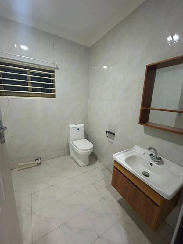 FOXDALE ALONG ZAMBEZI ROAD|2 BEDROOMS APARTMENT |FOR RENT| K8,500