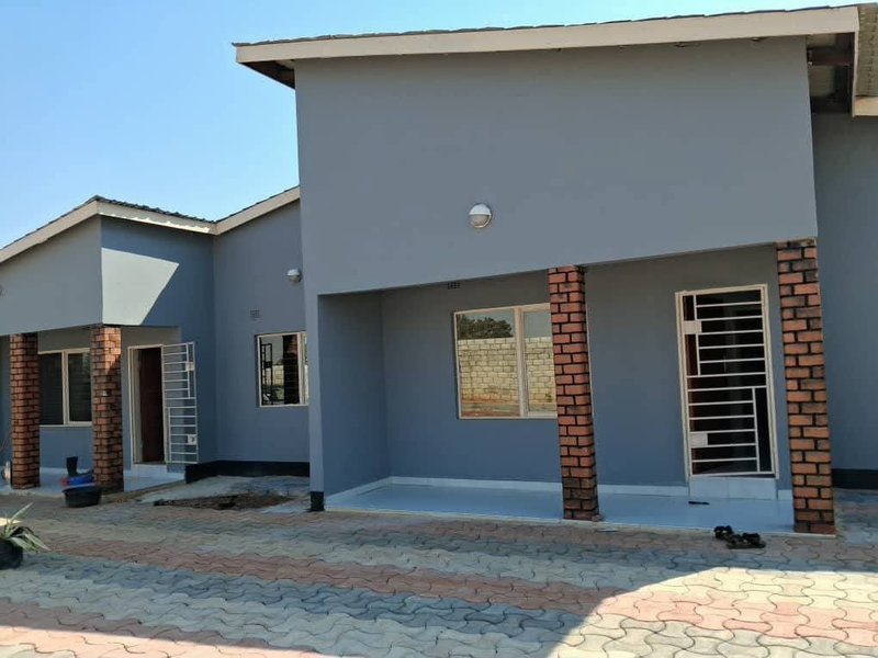 MAKENI NEAR ORIENTATIONAL QUARRY|NEWLY BUILT|2BEDROOM WITH OWN PRIVATE YARD|RENT|K8,000