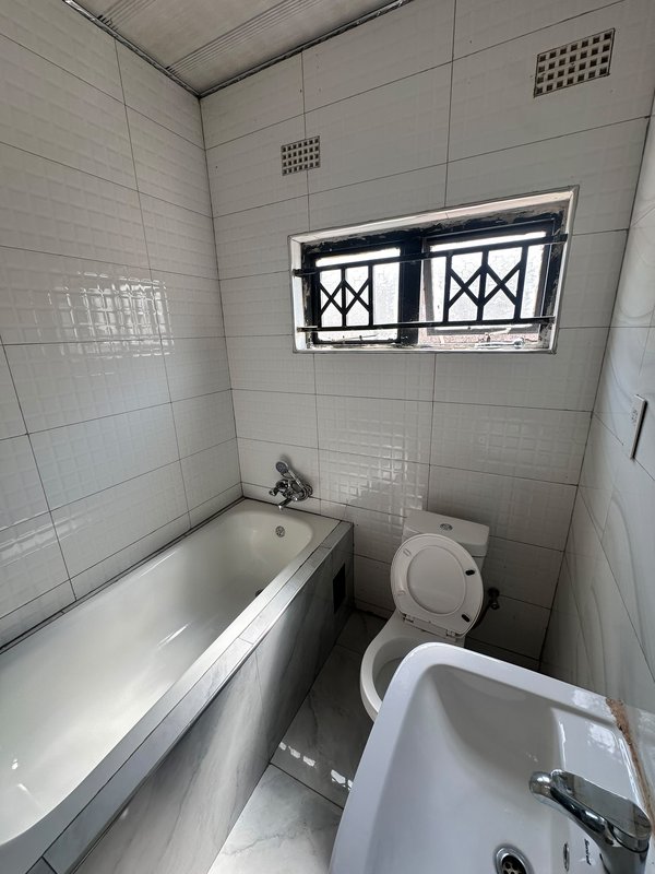 3 Bedroom House For Rent In Salama Park