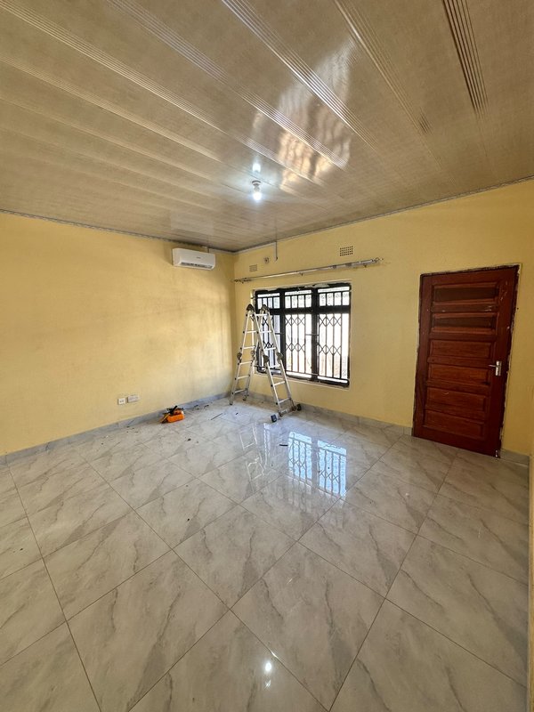 3 Bedroom House For Rent In Salama Park
