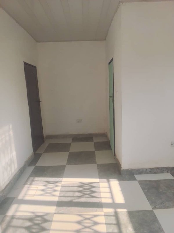 2-BED SEMI-DETACHED FLAT TO RENT Behind Obama Plaza, Ranchdale