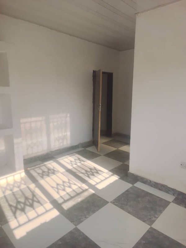 2-BED SEMI-DETACHED FLAT TO RENT Behind Obama Plaza, Ranchdale