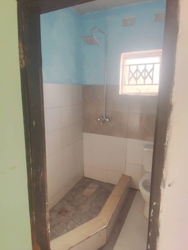 2-BED SEMI-DETACHED FLAT TO RENT Behind Obama Plaza, Ranchdale