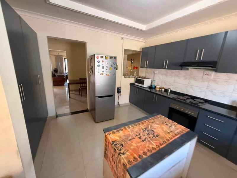 Beautiful 3 Bedrooms Fully Furnished Apartment in Roma Park