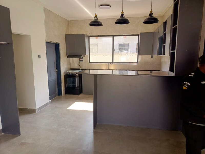 🏡 3-BEDROOM TOWNHOUSE TO LET​📍 Location: Ibex Hill, 2nd Street (Secure Gated Community)