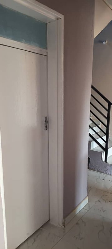 Double storey 3bedroom in ibex Hill 1st street