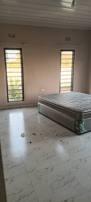Double storey 3bedroom in ibex Hill 1st street