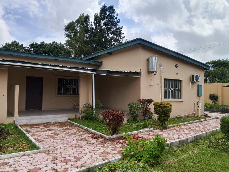 OLYMPIA| SPACIOUS THREE (3) BED TOWN HOUSE| YARD ONLY TWO (2) UNITS|WITH BACK POWER|RENT|K25,000