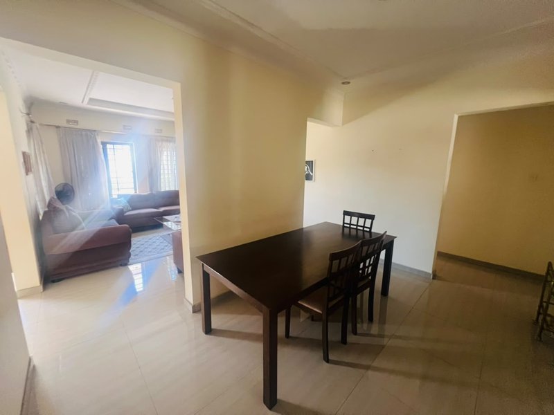 ROMA PARK|THREE (3) BED FLAT|AVAILABLE FOR RENT|FURNISHED K28,000|UNFURNISHED K22,000