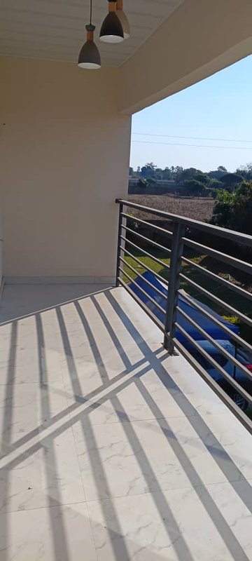 3BEDROOMS DOUBLE STOREY 1st STREET IBEX HILL