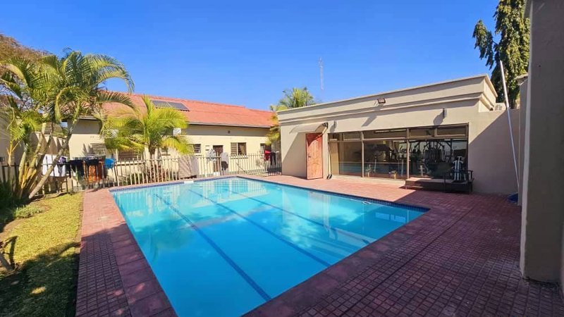 NEAR MANDAHILL|FULLY FURNISHED THREE (3) BEDROOM FLAT FOR RENT|$1,300