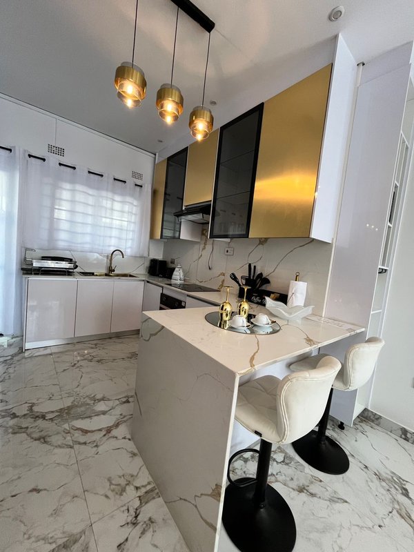 SALAMA PARK|EXQUISITE FULLY FURNISHED TWO (2) BED APARTMENT|RENT|K2,500 PER DAY